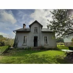 Charmante Maison à Proximité De Marcillac La Croisille -Épicerie Soldes Boutique maison charmante 16