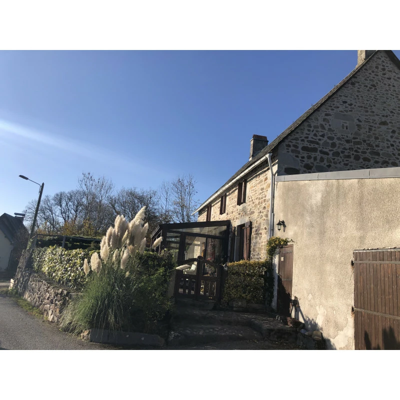 Maison En Pierres à Proximité D'Ussel 4 Maison En Pierres à Proximité D'Ussel – Image 4